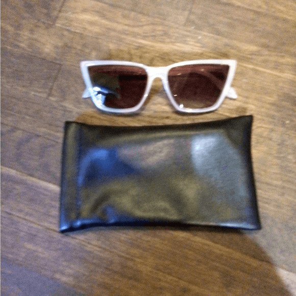 Quay Australia Accessories - NEW ! Quay Call the Shots Remixed with Black Case
